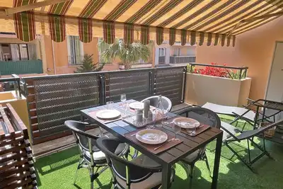 Image de Appartement T2 - 4 personnes - Climatisation - Centre ville et plage Ă pied - Sainte Maxime -. . .