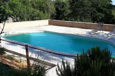 Image de Gîte T3 de caractère avec jardin privé et piscine partagée