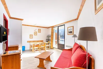 Image de Studio vue montagne + coin cabine 6 personnes - Sélection