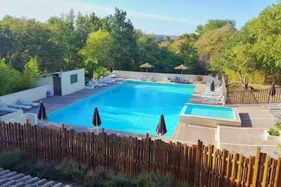 Image de Gite 4 Sud Ardèche avec piscine et animations l'été