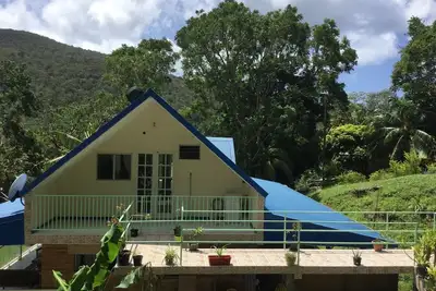 Image de appartement haut de Maison Ă la campagne