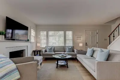 Image de Maison 4 chambres: 5 km du Pentagone et 8 km du Washington Monument