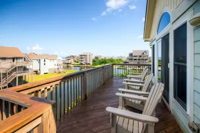 Image de Cozy Canalfront Avon Home-Pool, Aire de pique-nique, Bain à remous, GameRm, Wet Bar, Embarcadère
