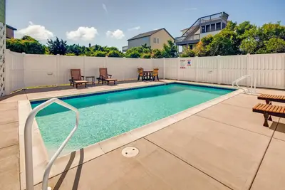 Image de Vue sur la mer à Rodanthe-Détendez-vous à la piscine, bain à remous, salle de jeux, Pier Pass, Dog-Friendly