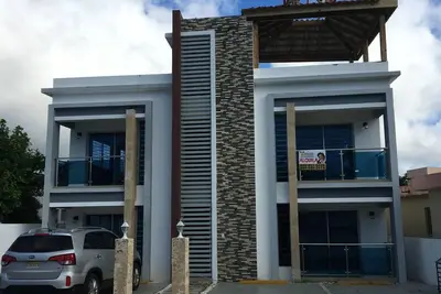 Image de Nouveau condo en bord de plage à quelques pas de 3 belles plages