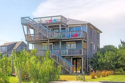 Image de Vue captivante! Canal-Spa, quai pour bateau, kayaks, ascenseur de chargement, Dogfriendly