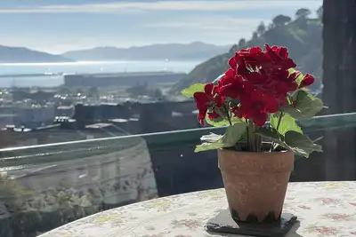 Image de Nouvelle Liste Incroyable Sf Skyline Bay View 31+ Jours SÉJOURS. Piscine pour les longueurs et gymnase inclus