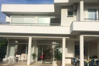 Image de Belle maison à amoraeville jurere internaciona! Offrez-vous ce cadeau. . .