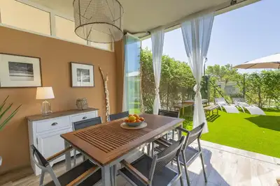 Image de Oasis del Toyo, Wifi, A / C, piscine