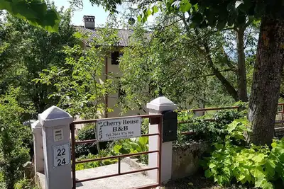 Image de Un séjour à Cherry House vous fournira une véritable évasion italienne.