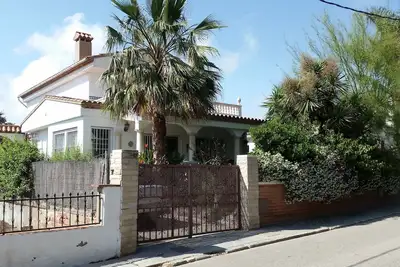 1° étage de villa dans quartier résidentiel avec grande terrasse