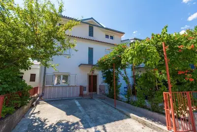 Image de Appartement de vacances pour 6 personnes env. 71 qmà Selce, Baie de Kvarner (Crikvenica et environs)