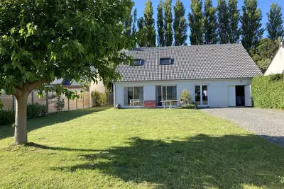 Image de Maison confortable, lumineuse, exposition sud, 10 min à pied de la plage