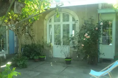 Image de Arcachonnaise, à 50 m de la plage, plein centre, joli petit jardin