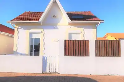 Image de Agréable maison de vacances située dans le centre-ville de Lacanau-Océan