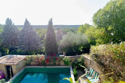 Image de Superbe mas tout confort dans un petit village aux portes d'Uzès