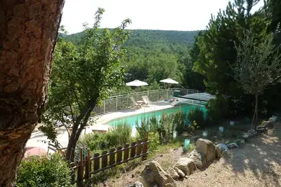 Image de Maison pour 12 personnes avec piscine privée