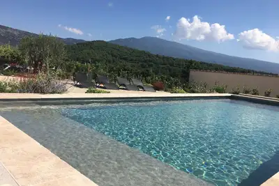 Image de Nouvelle annonce! Maison neuve style loft climatisée avec piscine chauffée