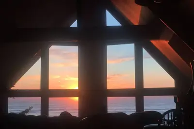 Image de Maison de plage de 7 chambres Vue sur l'océan situé à Yachats Location minimum de 30 jours