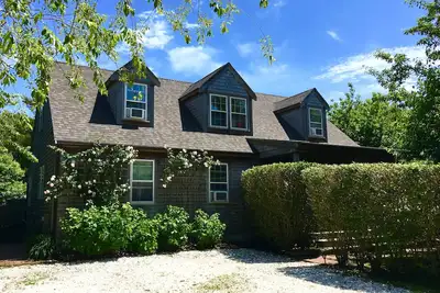 Image de Belle maison familiale dans un endroit idéal pour le surf