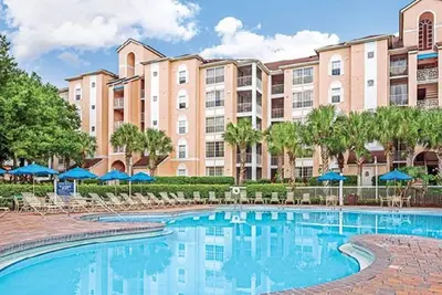 Image de Condo 2 Chambres ~ Grande Villas Resort ~ 6 couchages ~ Bain De Jardin ~ Great Location ~