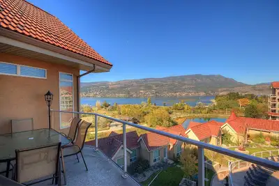 Image de Discovery Bay Resort 629- 2Bed-2Bth-Lake and Lagoon Views-