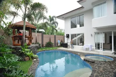 Image de Maison de vacances relaxante près de Bgc Taguig