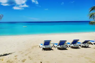 Image de 4br, vue sur l'océan depuis le toit-terrasse, Seven Mile Beach (Sleep 10) Boggy Sands Club