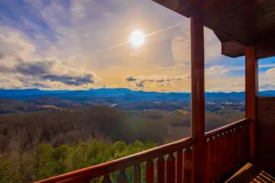 Une maison pour les étoiles: des vues spectaculaires! Piscine du complexe. J'ai tout compris. Près de Dollywood et Pigeon Forge!