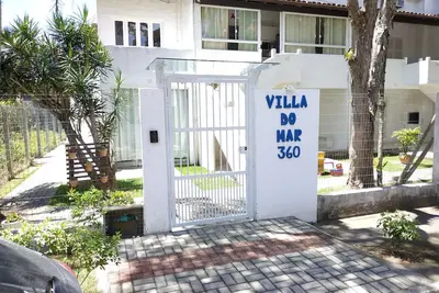 Image de Canasvieiras Beach, appartement de 2 chambres à un pâté de maisons de la mer.