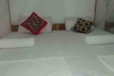 Image de HĂ´tel Star Rest Beach Ă Arugambay