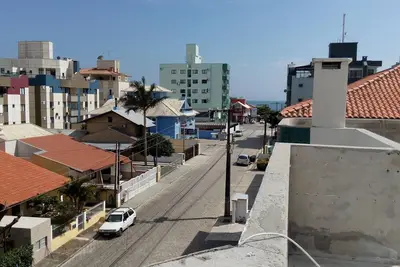 Image de Appartement 2 qto avec air conditionné à 200 mètres de la plage des pompes