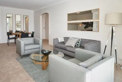 Image de Appartement vue sur l'océan avec une promenade à la plage de Bronte