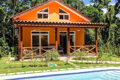 Image de Retraite privée avec spa jungle, à quelques pas de la plage calme