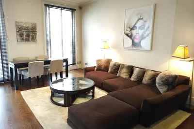 Image de Maison jumelée de luxe à Knightsbridge avec 3bds près de Harrods