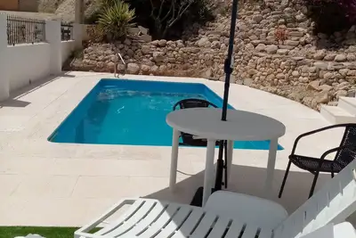 Image de Récif d'amande, ferme magnifiquement restaurée, logement calme et rural.