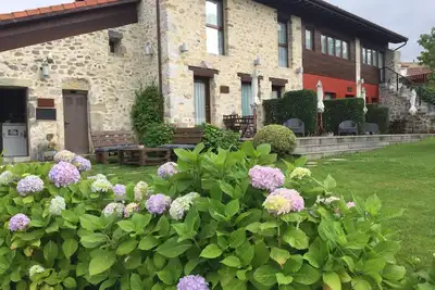 Image de Agapanto. Appartement rural L'hôpital des Villahormes