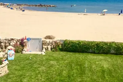 Image de Une charmante maison directement sur la plage de San Felice Circé pour 5 personnes