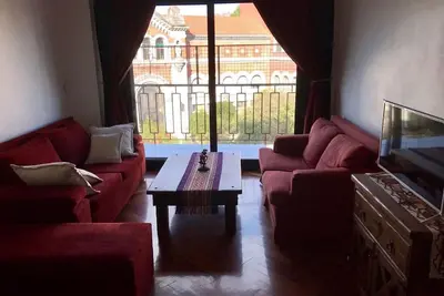 Image de Grand appartement confortable au coeur de Ba!