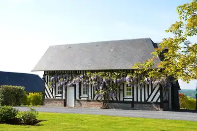 Image de Ancienne ferme normande restaurée avec vue panoramique & grand parc