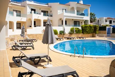 Image de 001 Monte Dourado - Spacieux appartement de 2 chambres au rez-de-chaussée avec vue sur la piscine