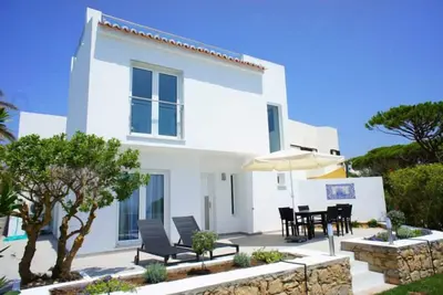 Image de Modern villa overlooking Vale  do Lobo beach. A few minutes to the Praca. T122 - Almancil, Algarve