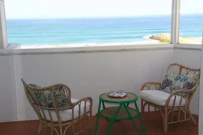 Image de Nouveau T1! Magnifique vue panoramique sur la plage de Caparica