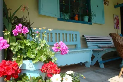 Image de Maison de famille colorée à la campagne: pour une grande ou deux amis en famille