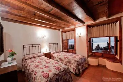 Image de Casa Los Melindros overlooks the sea and volcanoes