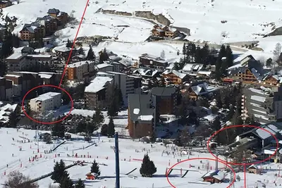 Appartement T2, front de neige, 50m Esf et parking privé, résidence le coolidge