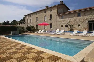 Large gîte sleeps 34