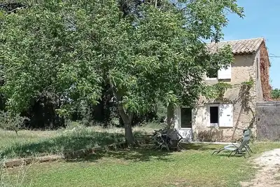 Image de Gîte en campagne à 10 minutes de l'Isle sur la Sorgue