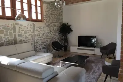 Image de Carcassonne, Loue grande maison de standing, 15 couchages, proche Canal du Midi