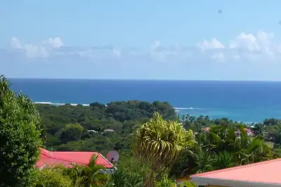 Image de Villa dans les hauteurs de Sainte Anne avec belle vue mer